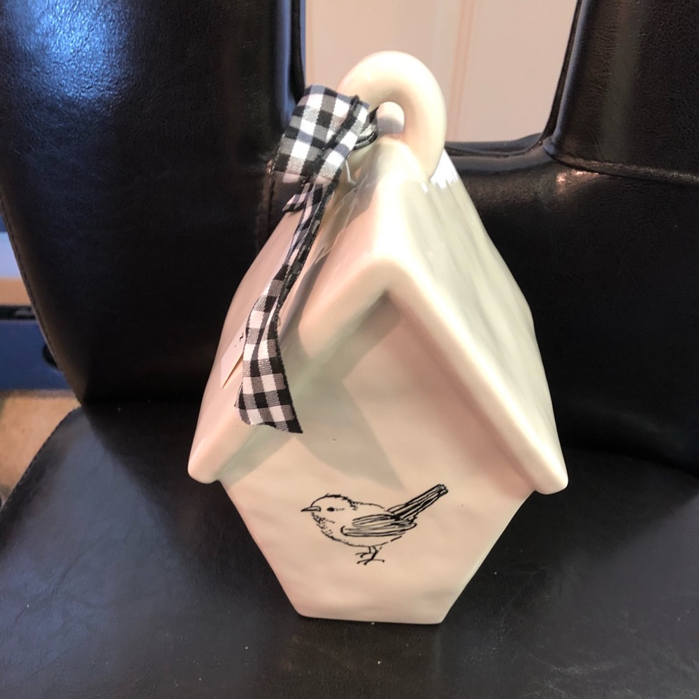 New Rae Dunn 2019 Birdhouse